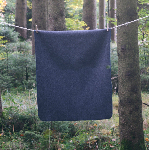 Merino Kinderwolldecke Dunkelgrau